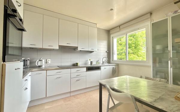 Maison à vendre    6 pièces • 121 m2 Talant