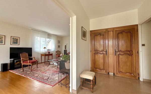 Maison à vendre    6 pièces • 121 m2 Talant