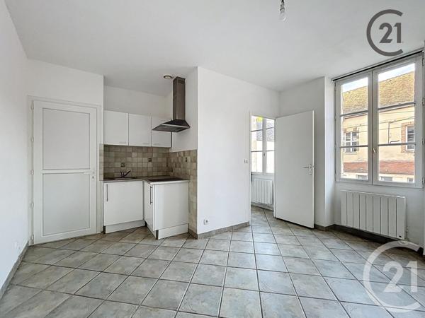 Immeuble à vendre  141,56 m2 SENS - 89