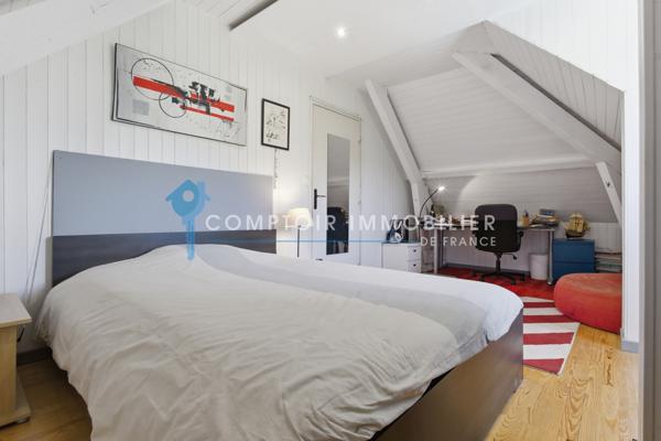 Maison
                                                                                                                                                                                                                                                                                                                        11 pièce(s)                                                                                                                                                                                                          8 chambre(s)                                                                                                                                                                                                          290  m²
