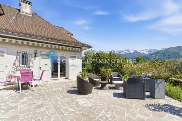 Maison
                                                                                                                                                                                                                                                                                                                        11 pièce(s)                                                                                                                                                                                                          8 chambre(s)                                                                                                                                                                                                          290  m²