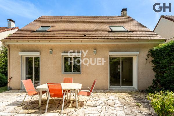 CHARMANTE MAISON DE 5 PIECES  (109.78 m²)  À SOISY-SUR-SEINE