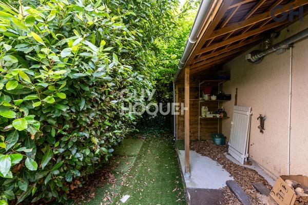CHARMANTE MAISON DE 5 PIECES  (109.78 m²)  À SOISY-SUR-SEINE