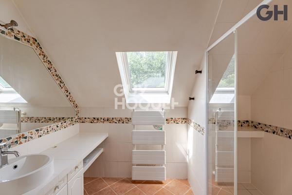 CHARMANTE MAISON DE 5 PIECES  (109.78 m²)  À SOISY-SUR-SEINE