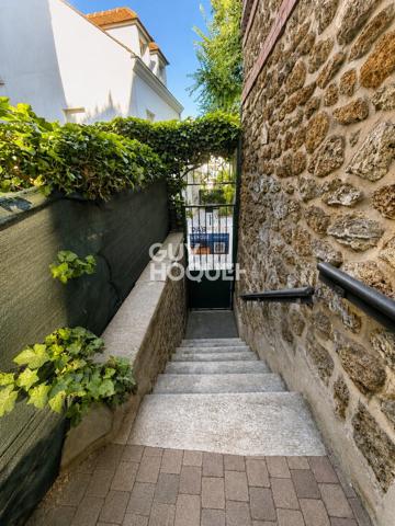 Appartement atypique avec cour privative 2 pièces de 42.1 m² – Esprit "Maison de Ville" en plein centre de Colombes