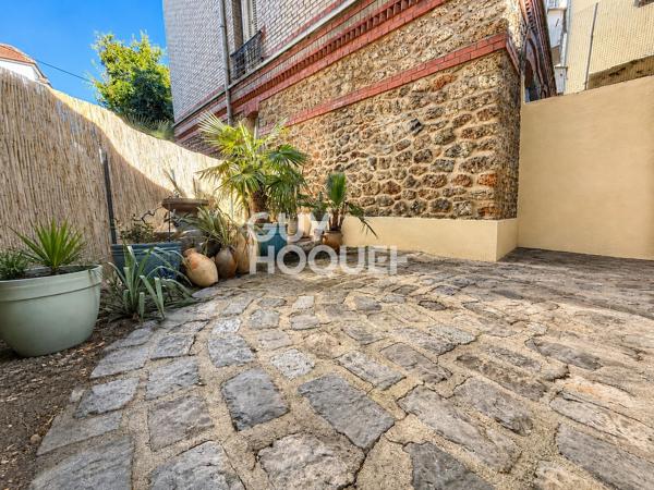 Appartement atypique avec cour privative 2 pièces de 42.1 m² – Esprit "Maison de Ville" en plein centre de Colombes