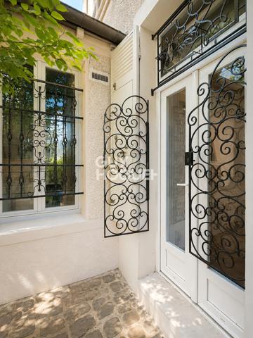 Appartement atypique avec cour privative 2 pièces de 42.1 m² – Esprit "Maison de Ville" en plein centre de Colombes