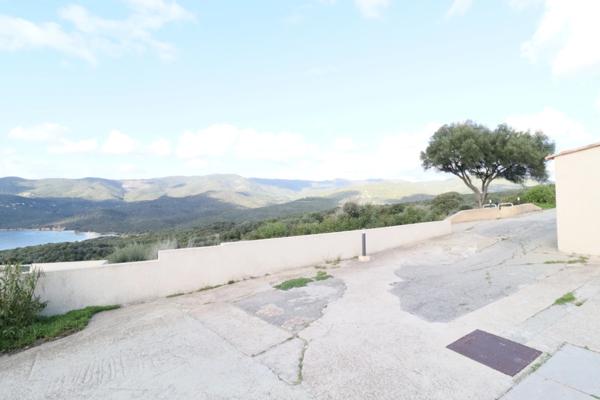 Superbe Duplex 2 pièces, vue mer/montagne à SERRA DI FERRO (20)