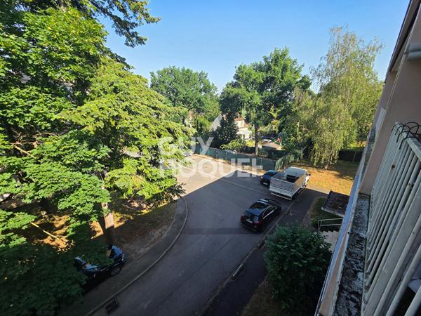 APPARTEMENT 3 PIÈCES À LOUER À SAINTRY-SUR-SEINE DE 61m²