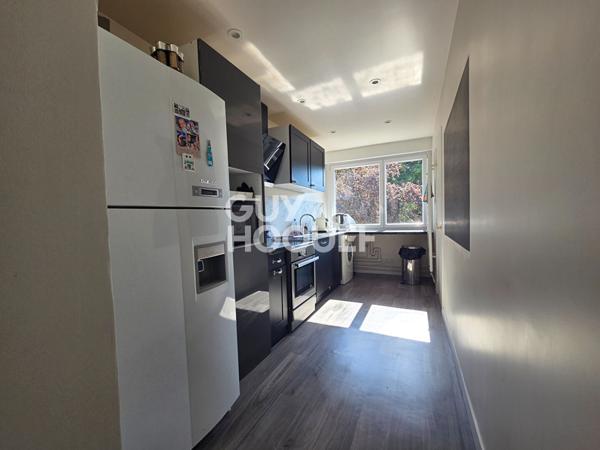 APPARTEMENT 3 PIÈCES À LOUER À SAINTRY-SUR-SEINE DE 61m²