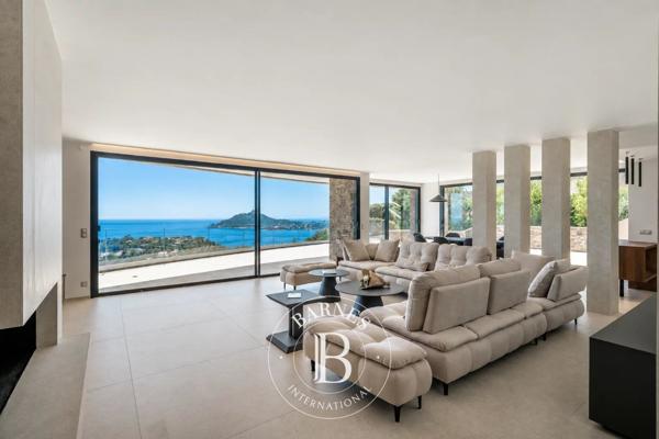 Saint-Raphaël, Villa 5 Chambres -  325 m² à vendre