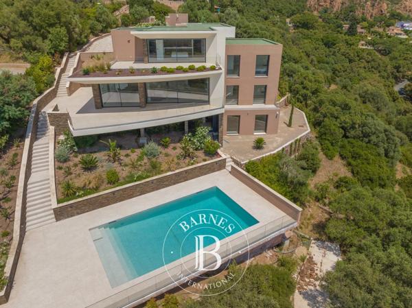 Saint-Raphaël, Villa 5 Chambres -  325 m² à vendre