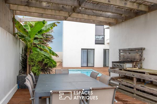 Villa californienne face à l’océan avec piscine