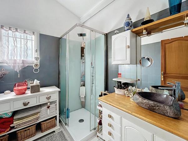 Maison rénovée avec jardin – Quartier résidentiel recherché de Manosque