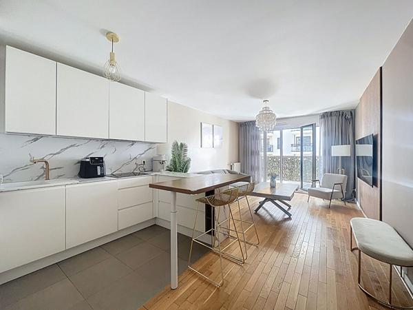 Appartement Suresnes 4 pièce(s) 75 m2