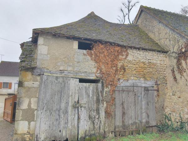 Ensemble immobilier à réhabiliter à SAUZELLES