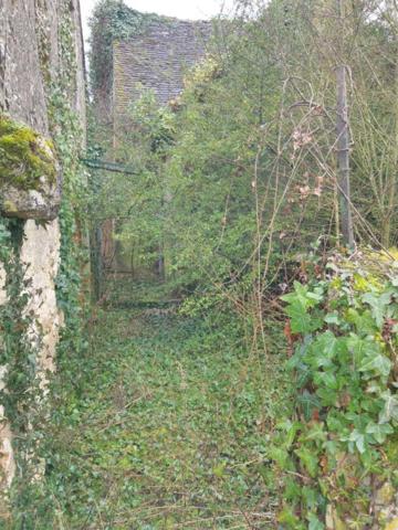 Ensemble immobilier à réhabiliter à SAUZELLES