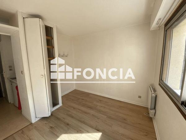 Location Studio 14.41 m² - 18 RUE GAILLARDE Caen 14000