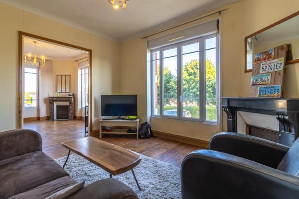 Maison Poulaines 6 pièce(s) 90.26 m2