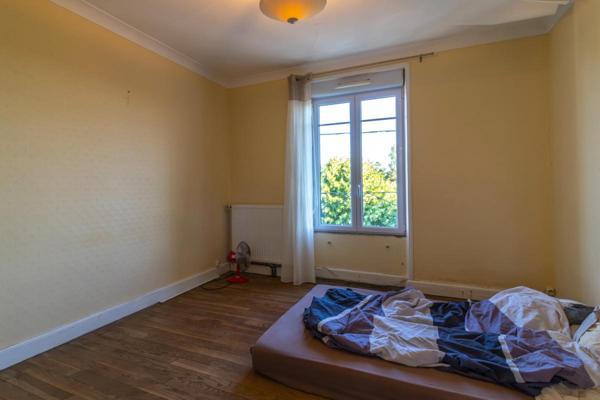 Maison Poulaines 6 pièce(s) 90.26 m2