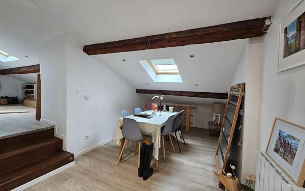 Appartement à vendre    3 pièces • 41,66 m2 Saint-Étienne