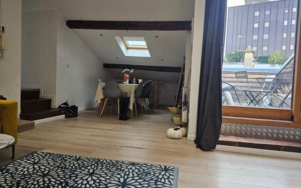 Appartement à vendre    3 pièces • 41,66 m2 Saint-Étienne