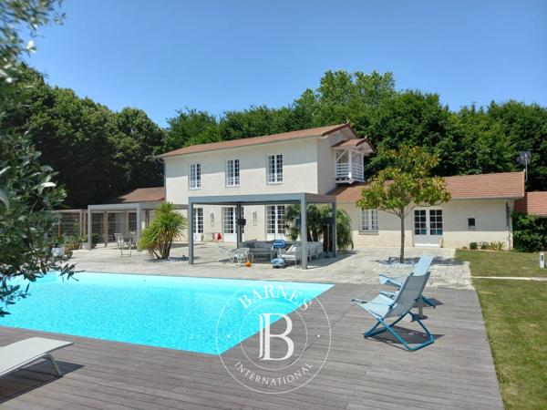 Nantes, Château 7 Chambres -  900 m² à vendre