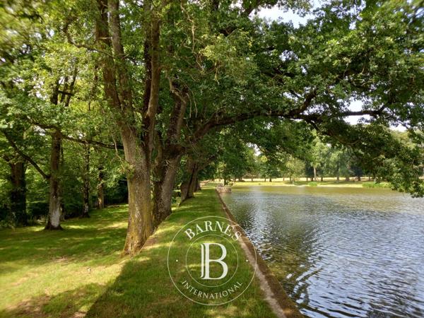 Nantes, Château 7 Chambres -  900 m² à vendre