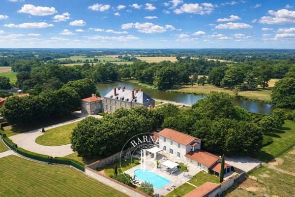 Nantes, Château 7 Chambres -  900 m² à vendre