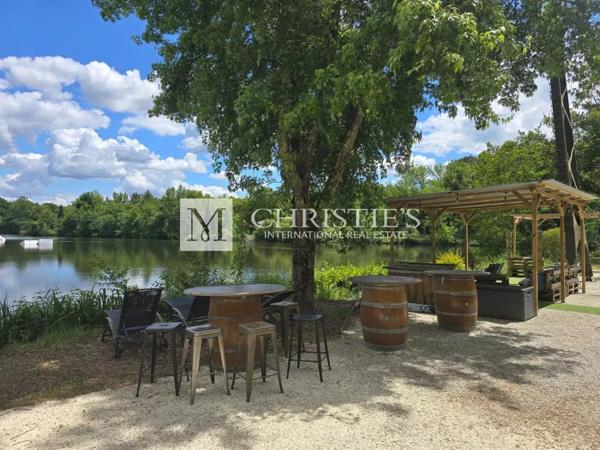 Proche Bordeaux et St Emilion – Domaine Exceptionnel au Cœur de la Nature