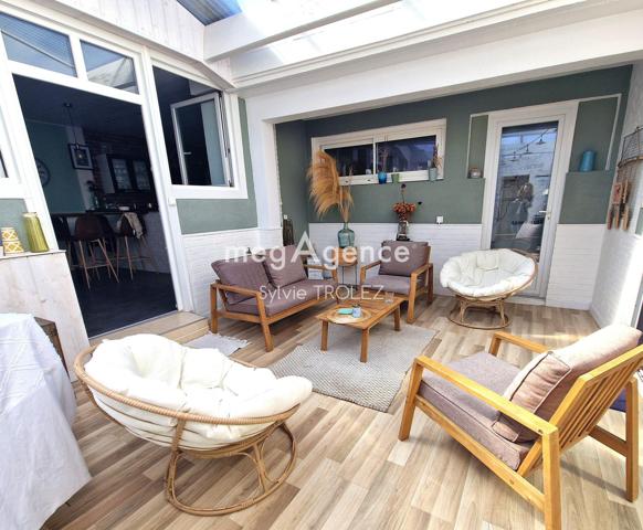 Maison à LA ROCHE-SUR-YON, 85000 - 6 pièces 162m²