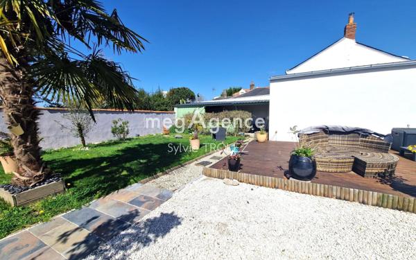 Maison à LA ROCHE-SUR-YON, 85000 - 6 pièces 162m²