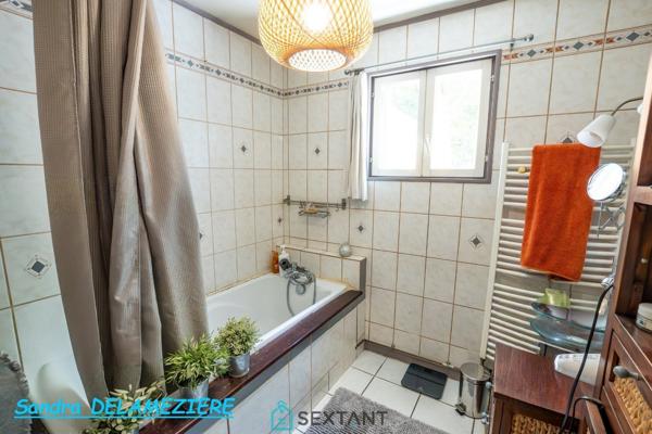 Maison amiénoise de charme – 108 m² au sol – 3 chambres + bureau – Jardin – Amiens Sud