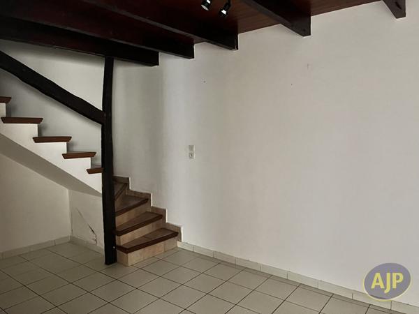 Location appartement Saintes : 520 € - AJP Immobilier Saintes