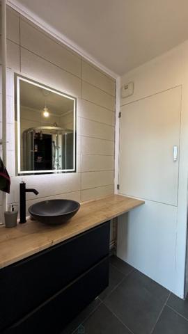 COUP DE CŒUR – Appartement 4 pièces entièrement rénové, lumineux, avec balcon et parking