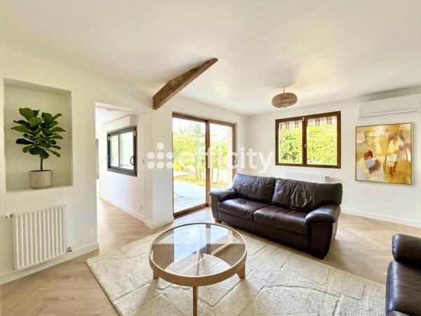 Maison
         4 pièces
        - 92 m² Exclusivité 209 000 € *