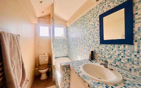 Appartement à louer    3 pièces • 78,33 m2 Bordeaux