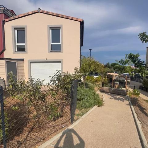 Vente Villa 4 pièces 80 m2 à Saint-Laurent-du-Var
