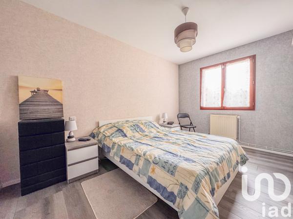 House for sale 6 rooms 135 m² Gallardon