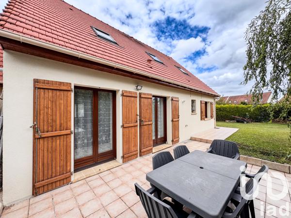 House for sale 6 rooms 135 m² Gallardon