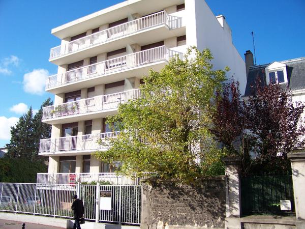 Saint-Maur Créteil - STUDIO 24.56 M² avec balcon et parking