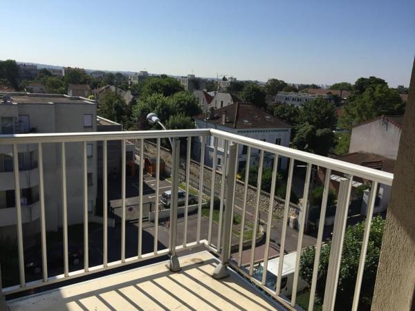 Saint-Maur Créteil - STUDIO 24.56 M² avec balcon et parking