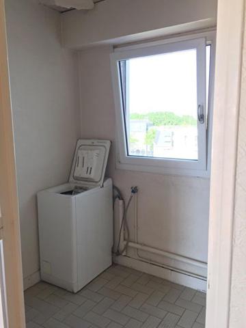 Saint-Maur Créteil - STUDIO 24.56 M² avec balcon et parking