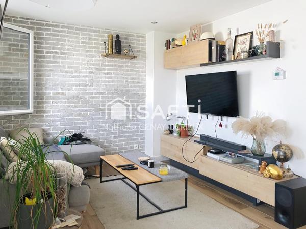 Idéal investisseur ou jeune couple : T3 traversant Est/Ouest - 64 m2 à TASSIN