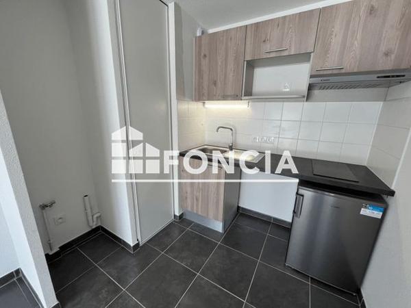 Location Appartement 2 pièces 42.6 m² - LE BALZAC Carpentras 84200