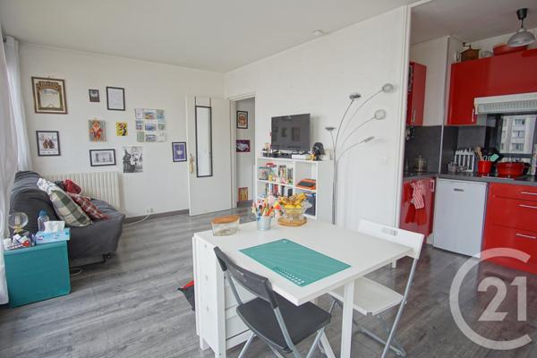 Appartement F1 à vendre  1 pièce - 25,05 m2 CHOISY LE ROI - 94