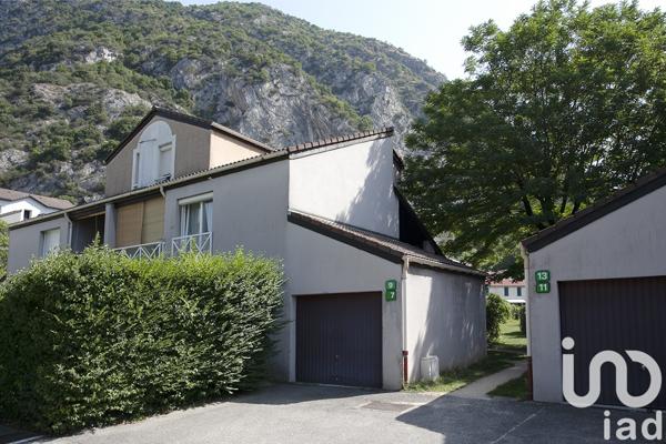 Apartment for sale 3 rooms 67 m² Saint-Égrève