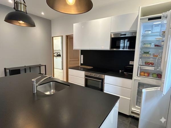 3 P - VILLIERS - CLEFS EN MAIN