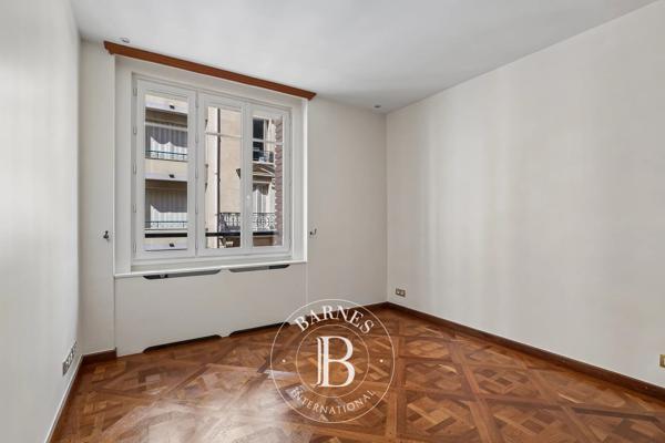 Paris 7ème, Appartement 2 Chambres -  62 m² à vendre