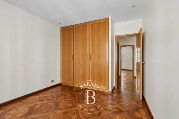 Paris 7ème, Appartement 2 Chambres -  62 m² à vendre